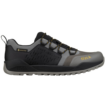 chaussures de vtt Fizik...