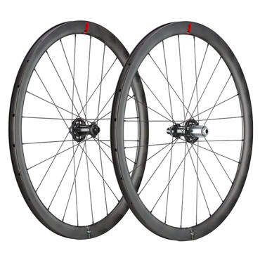 Roues vélo route Wilier...
