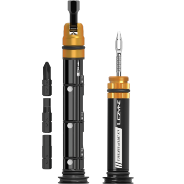 Multifunktionswerkzeug und...