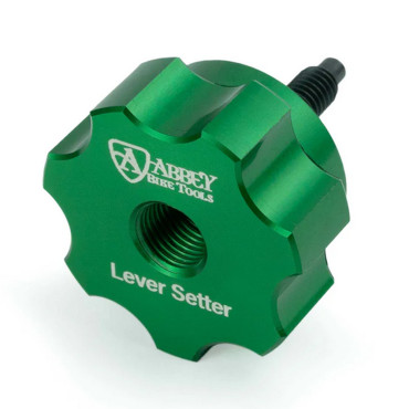 Abbey Lever Setter