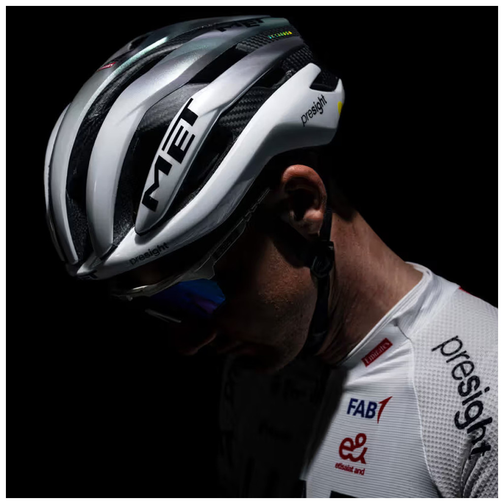 Casque vélo route Met Trenta 3K Carbon Mips Pogacar Noir Blanc
