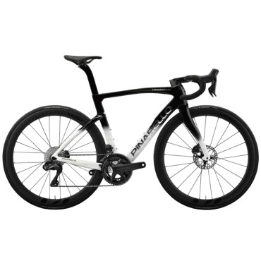 vélo route course Pinarello...