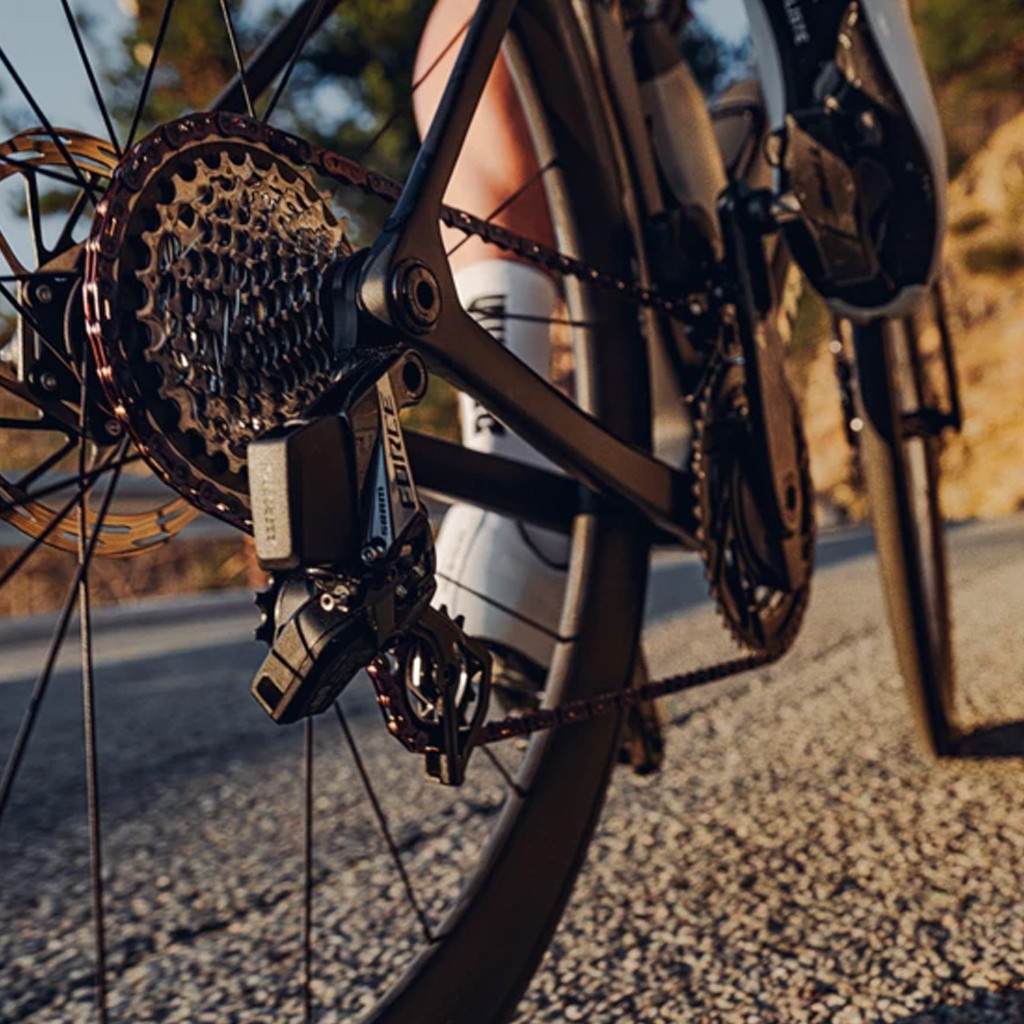 Grupo de estrada SRAM Force AXS E1 12v