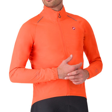 Chaqueta impermeable...