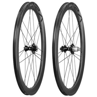 Rodas de bicicleta gravel...