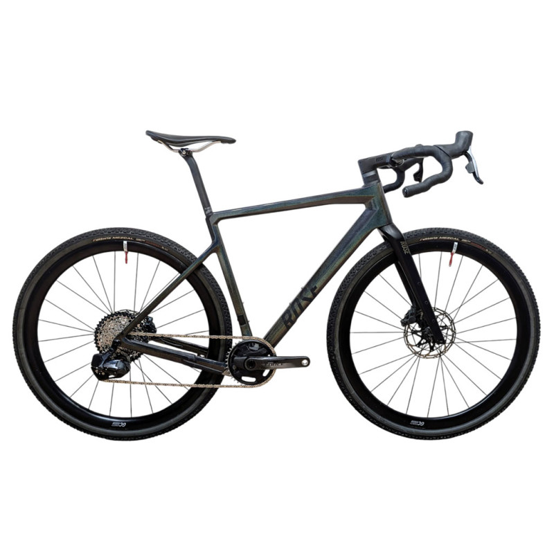 Materiel-Velo.Com Vélo Gravel Reconditionné Rose Gravel 22 Sram Force Axs 12V Capteur De Puissance Quarq 55 Freinage Disque Holographique