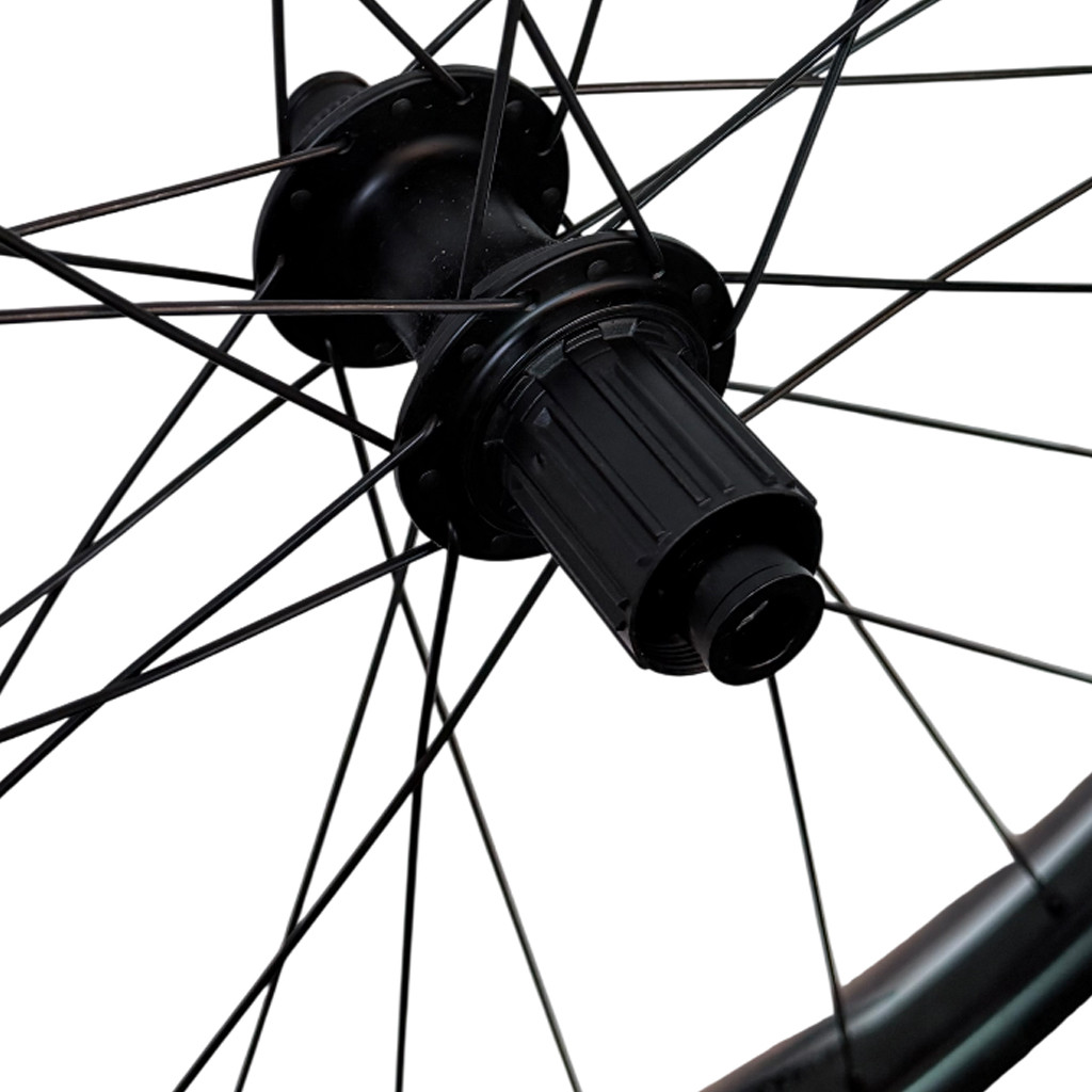 Rodas de bicicleta de estrada Avanforce Rodi - Exposição