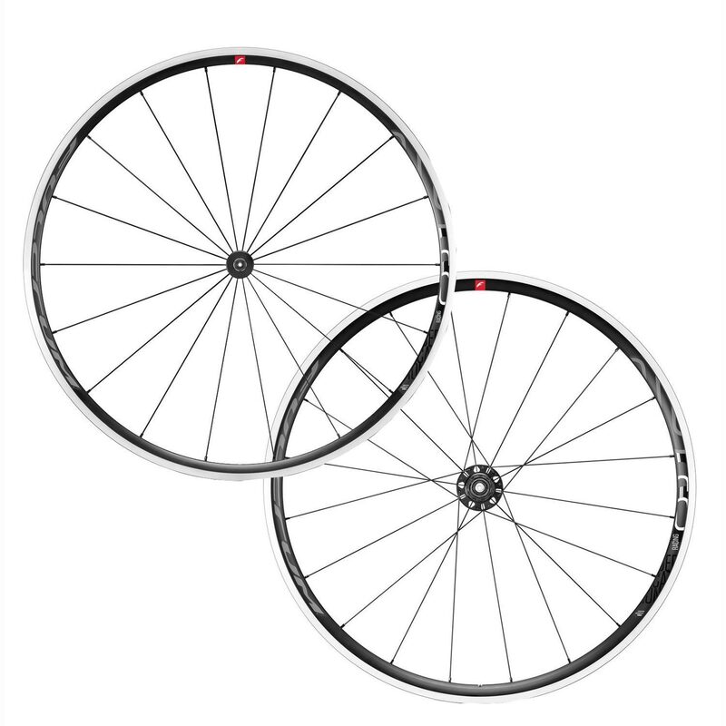 Roues vélo route Fulcrum Racing 6 C17 à pneus