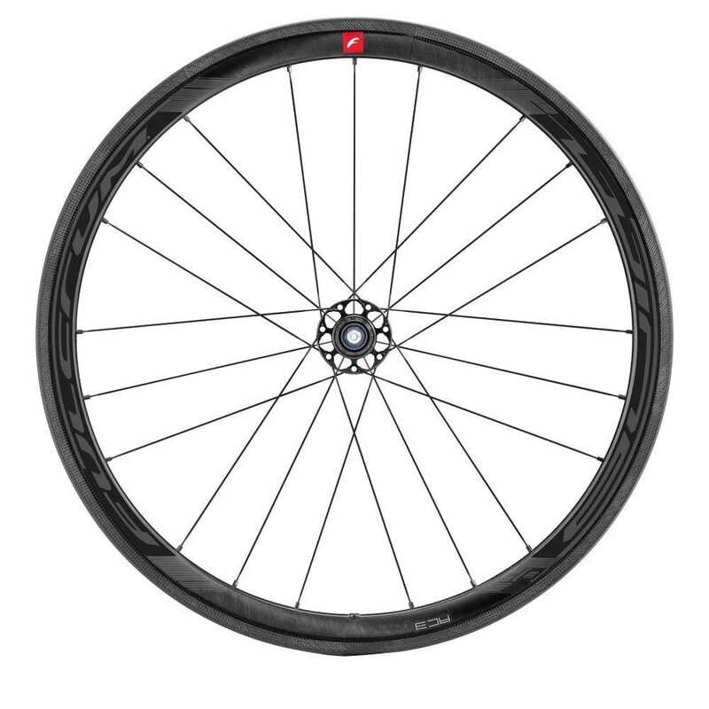 Roues vélo route carbone Fulcrum Wind 40C C17 à pneus