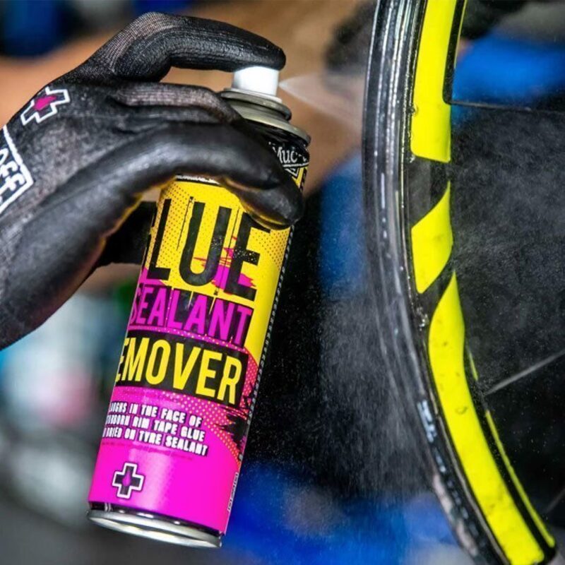 Dissolvant Muc-Off Glue pour colle et liquide préventif