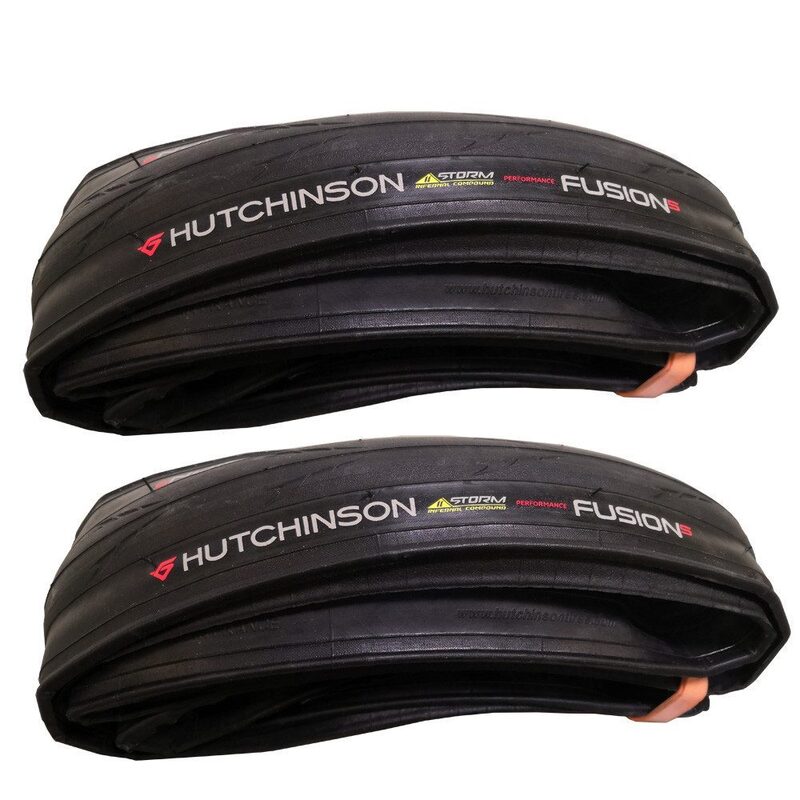 Lot de 2 pneus Hutchinsion Fusion 5 Performance Eleven Storm non conditionnés