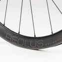 Roue avant vélo route Bontrager Aeolus RSL 37 TLR