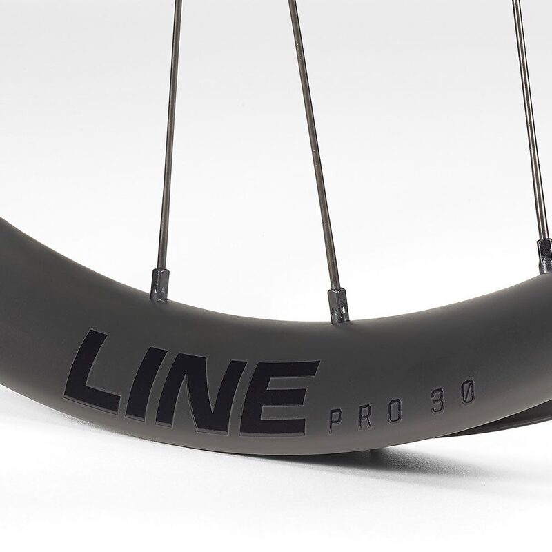 Roue avant VTT 29 pouces Bontrager Line Pro 30 Boost