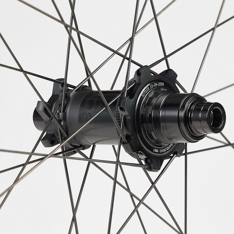 Roue arrière VTT Bontrager Line Pro 30 TLR Boost
