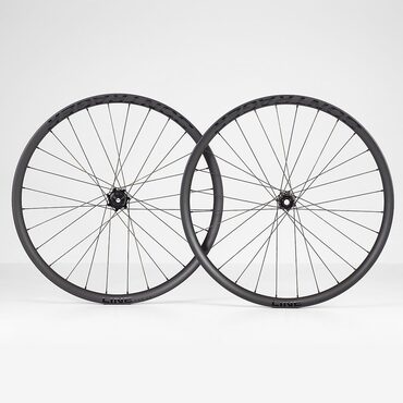 Roues VTT 27.5 pouces carbone Bontrager Line Pro 30 TLR Boost