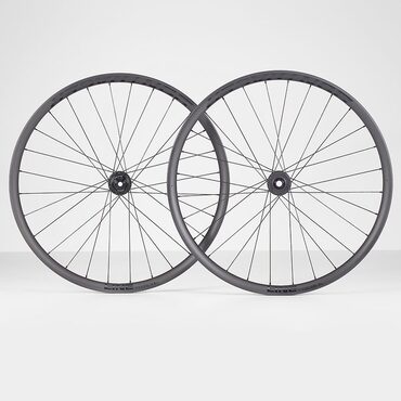 27,5 inch carbon mountainbike wielen Bontrager Line Elite 30 TLR Boost