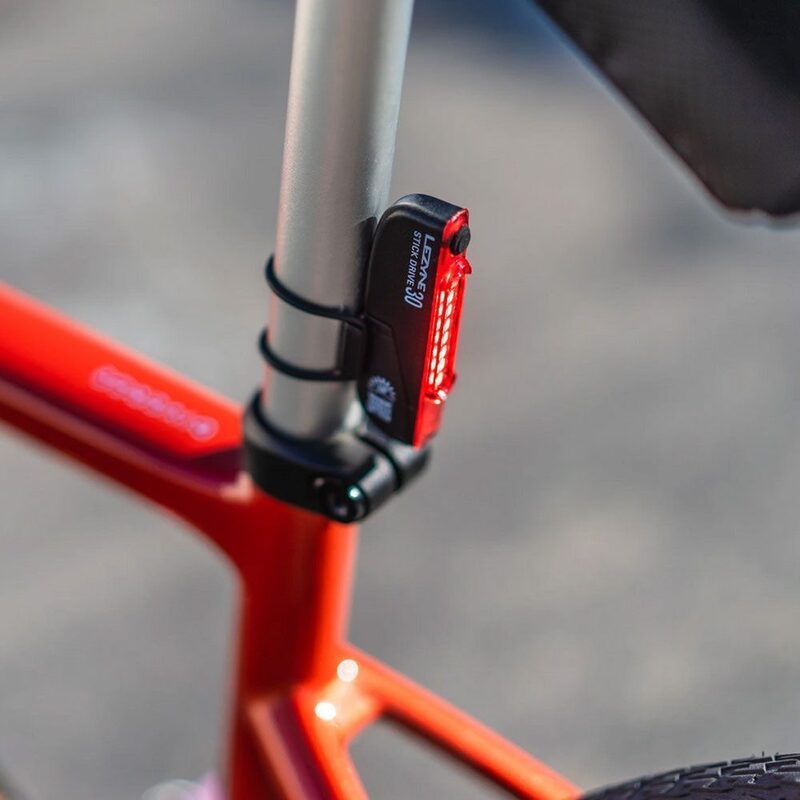 Eclairage vélo arrière Lezyne Stick Drive 30 Lumens
