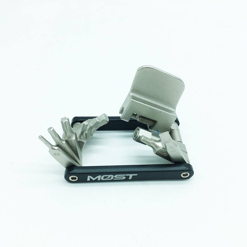 Outil multifonctions Pinarello Most Iron 11