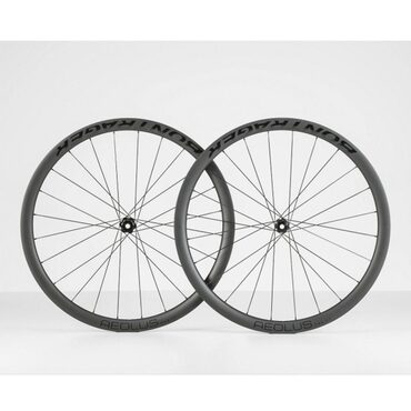 Roues vélo route carbone Bontrager Aeolus Pro 37 Disc TLR sans pneus - Exposition