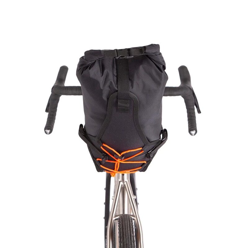 Restrap Zadeltas 8 liter oranje bikepacking zadeltas