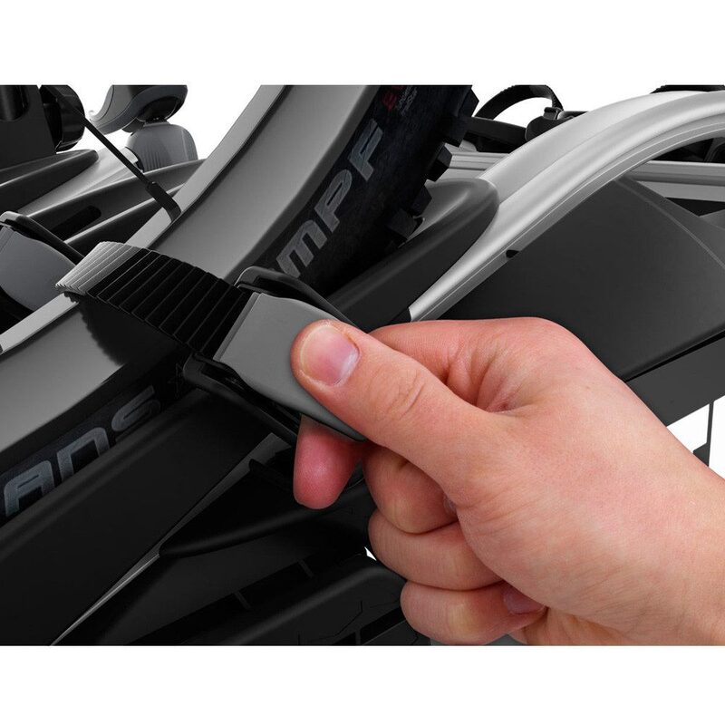 Porte-vélo sur boule d'attelage Thule VeloCompact 3 vélos 13-pin 926
