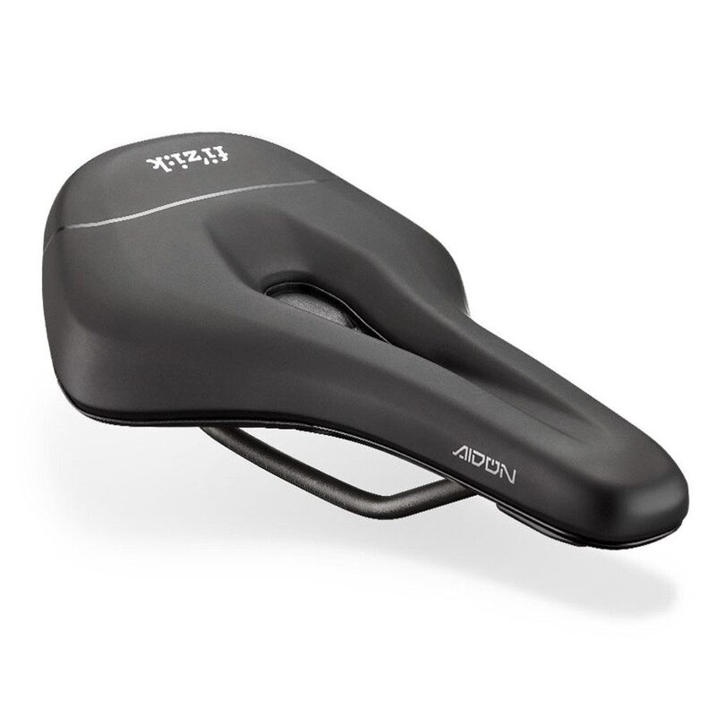 Selle VTT Fizik Terra Aidon X3 160mm rails Kium