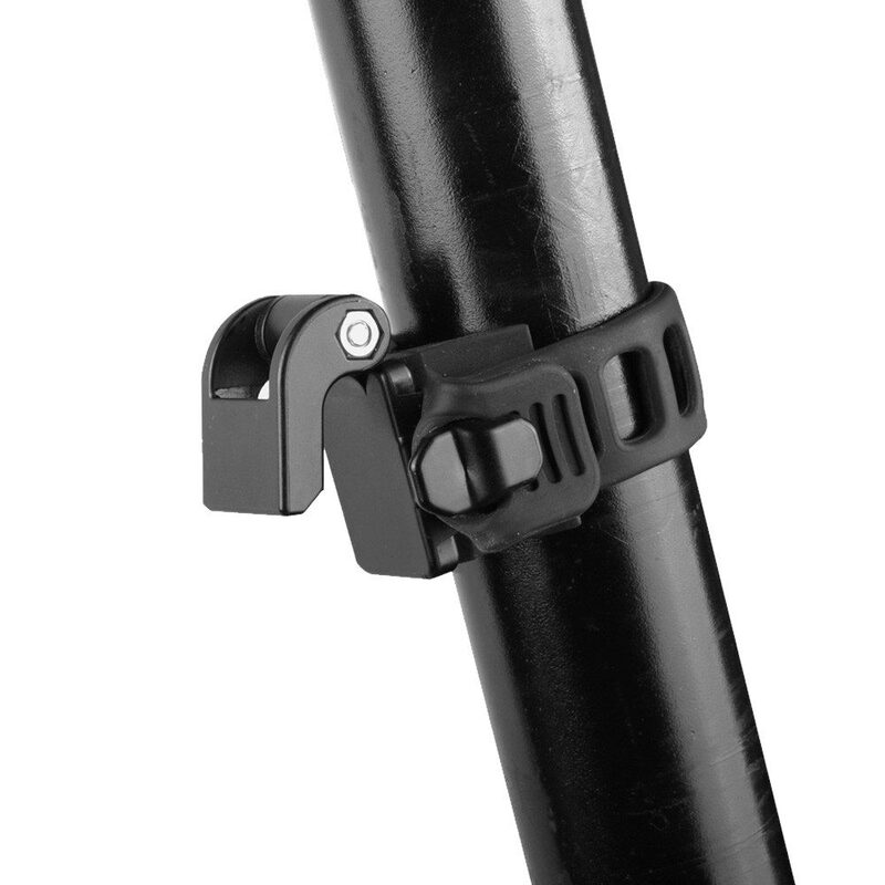 Support fixation tige de selle vélo éclairage Ravemen ABM06