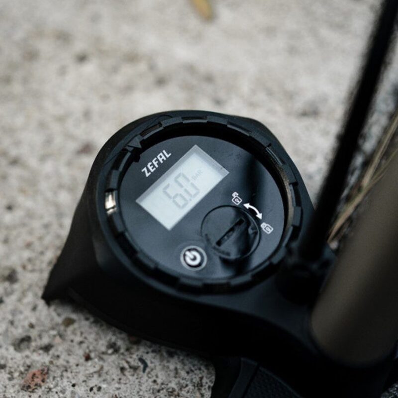 Pompe à pied Zéfal Profil Max FP65 Z-Switch aluminium noir/argent