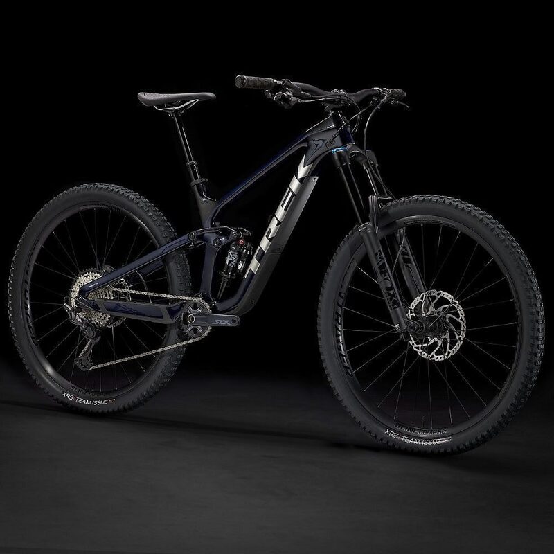 VTT Enduro 29 pouces tout suspendu Trek Slash 9.7 Carbon Blue Black 2022
