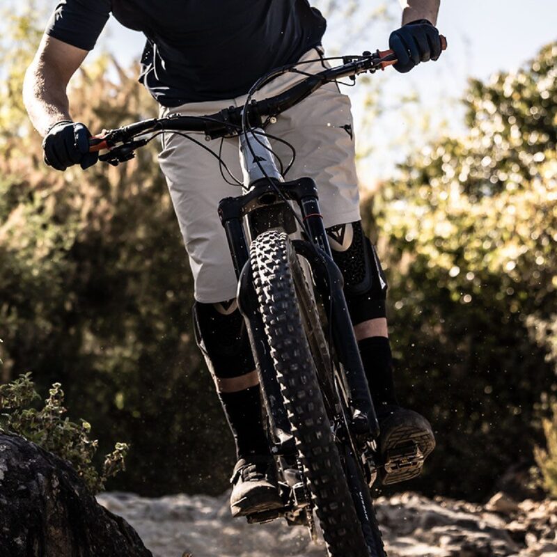 Short VTT Dainese HGR