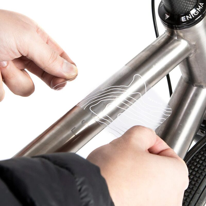 Protection vélo adhésive Restrap pour sacoche bikepacking