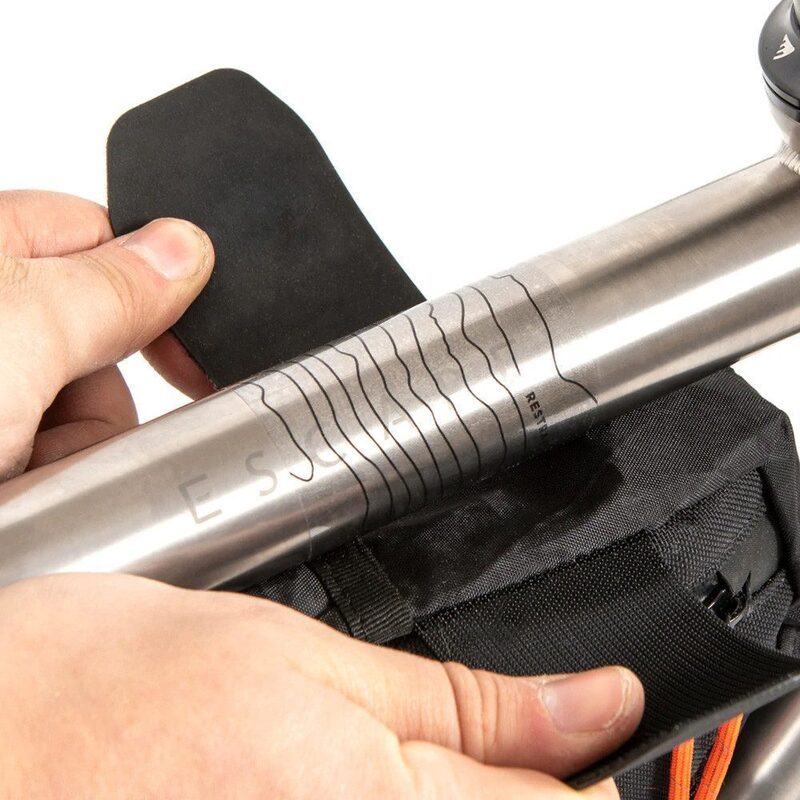 Protection vélo adhésive Restrap pour sacoche bikepacking