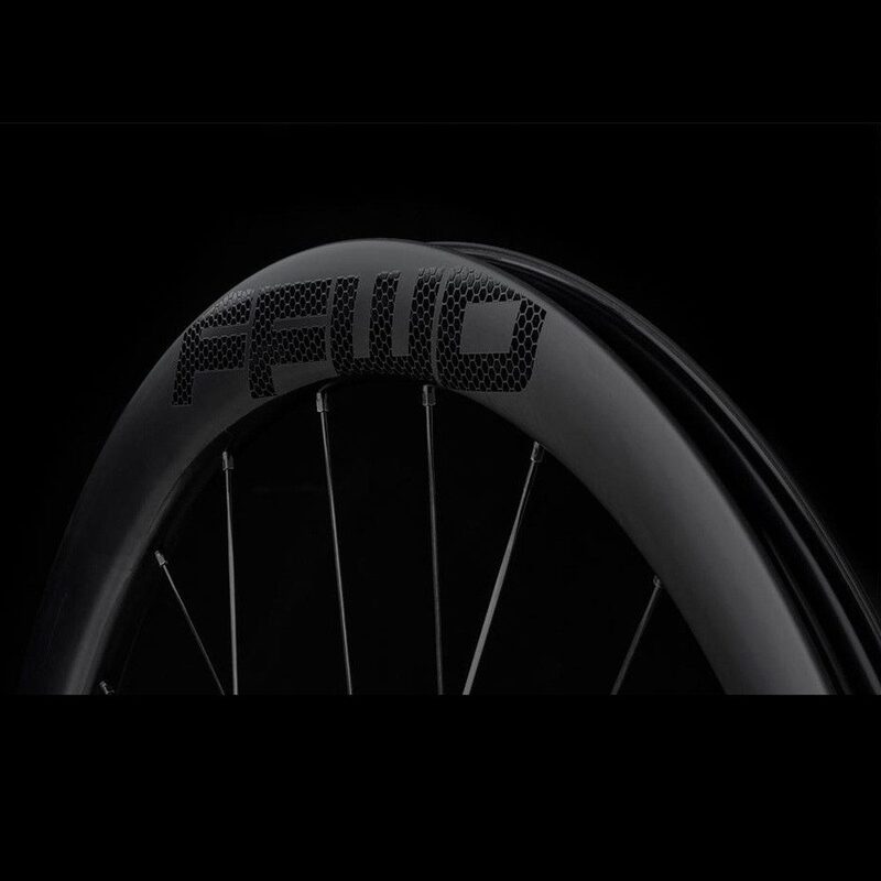 Roues vélo carbone FFWD Fast Forward Ryot 44 Disc Tubeless Ready