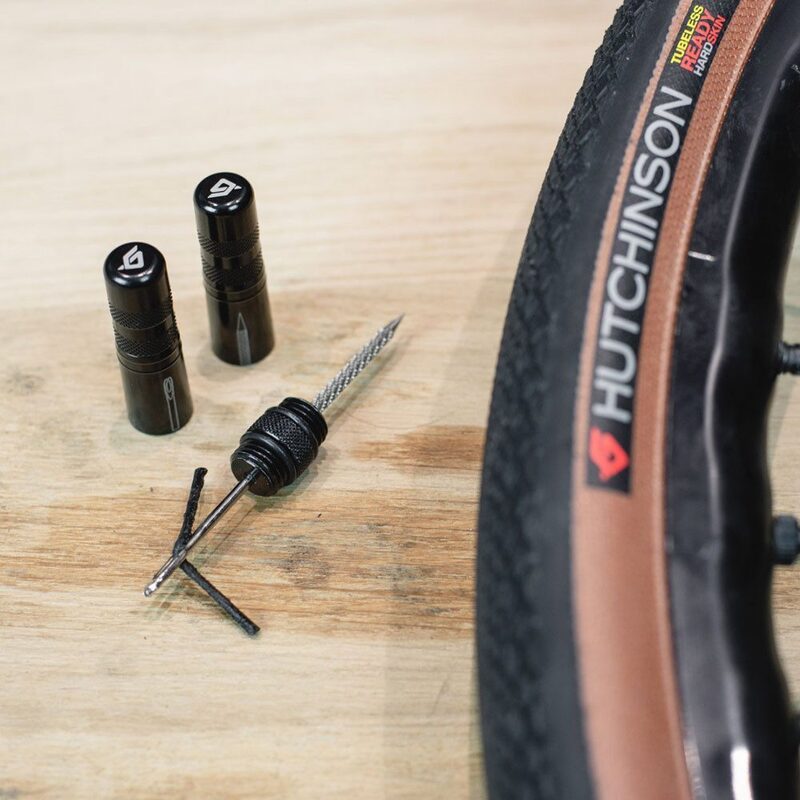 Kit de réparation tubeless Hutchinson Rep'air kit avec mèches