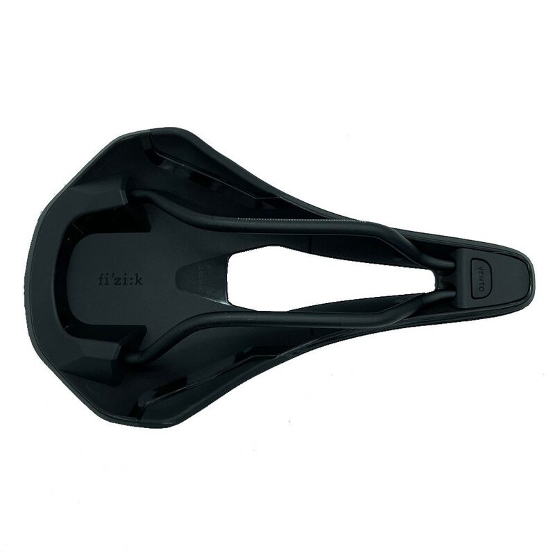 Fizik Vento Argo R5 140 mm racefietszadel met S-Alloy rails