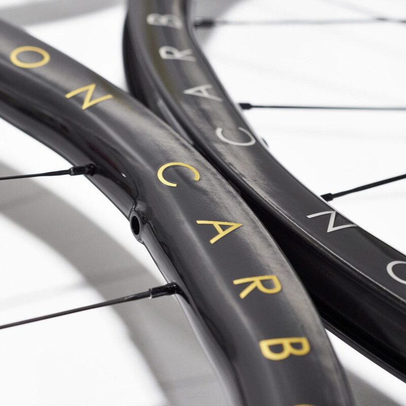 Roues vélo route carbone Princeton Alta Tubeless Ready - Moyeux Industry Nine