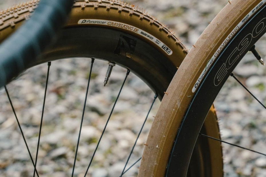 IMPALAPRO Chambre à Air TPU Vélo Gravel 700x32-42C Ultralégère 44g - Valve Presta 65mm - Performance Maximale