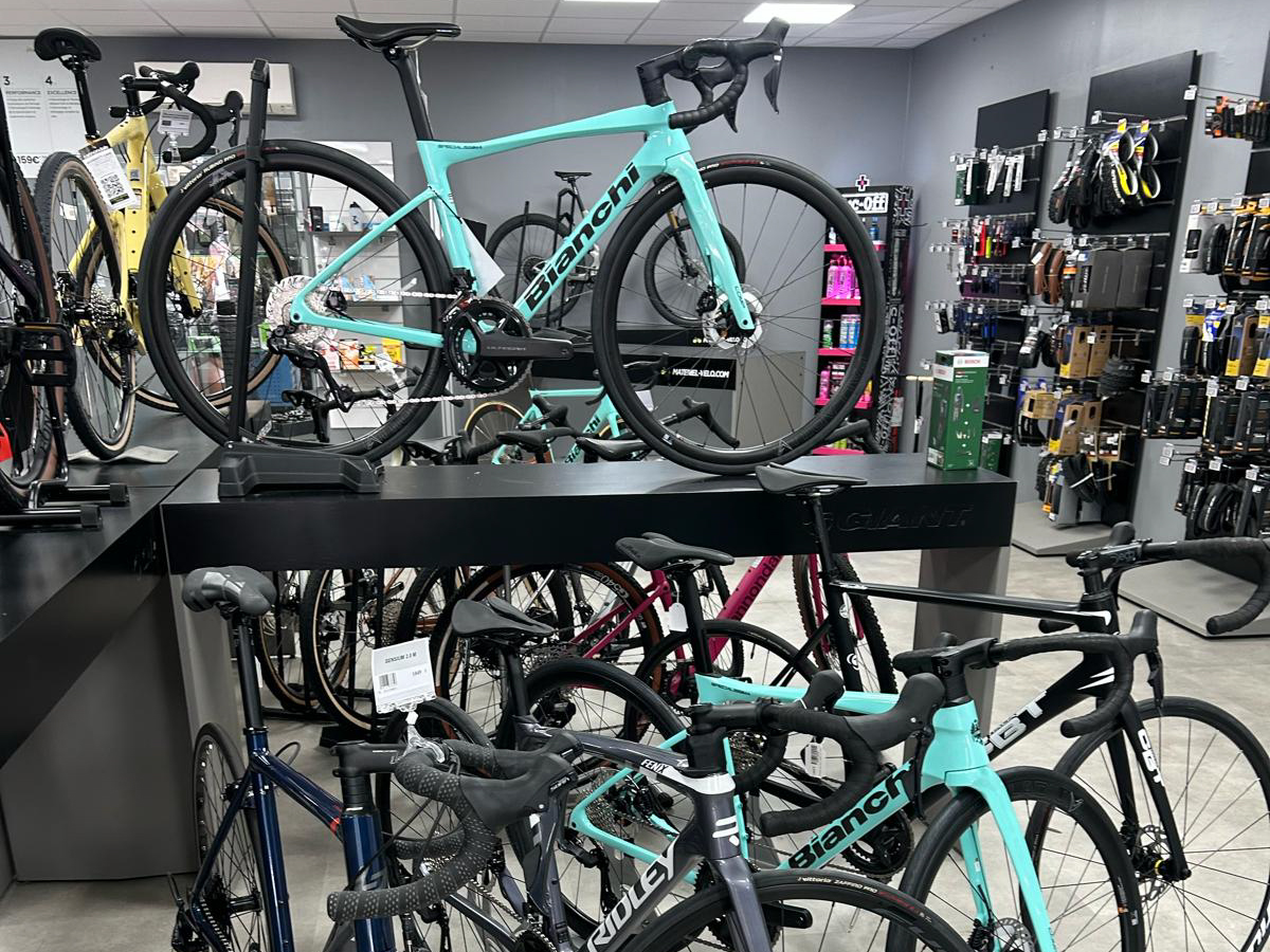 Materiel-velo MV Toulouse VTT électrique et vélos de route