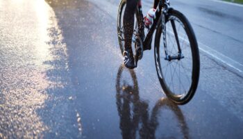 Quels sont les 5 meilleurs pneus vélo route 4 saisons ?