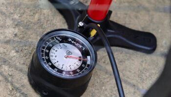 Quelle pression pour un pneu vélo route ?