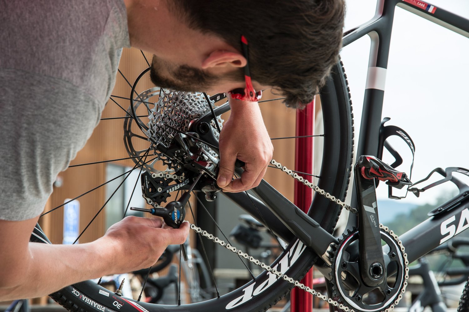 Comment changer la manette de dérailleur arrière sur son vélo