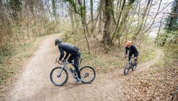 Comment s’équiper pour le vélo gravel ?